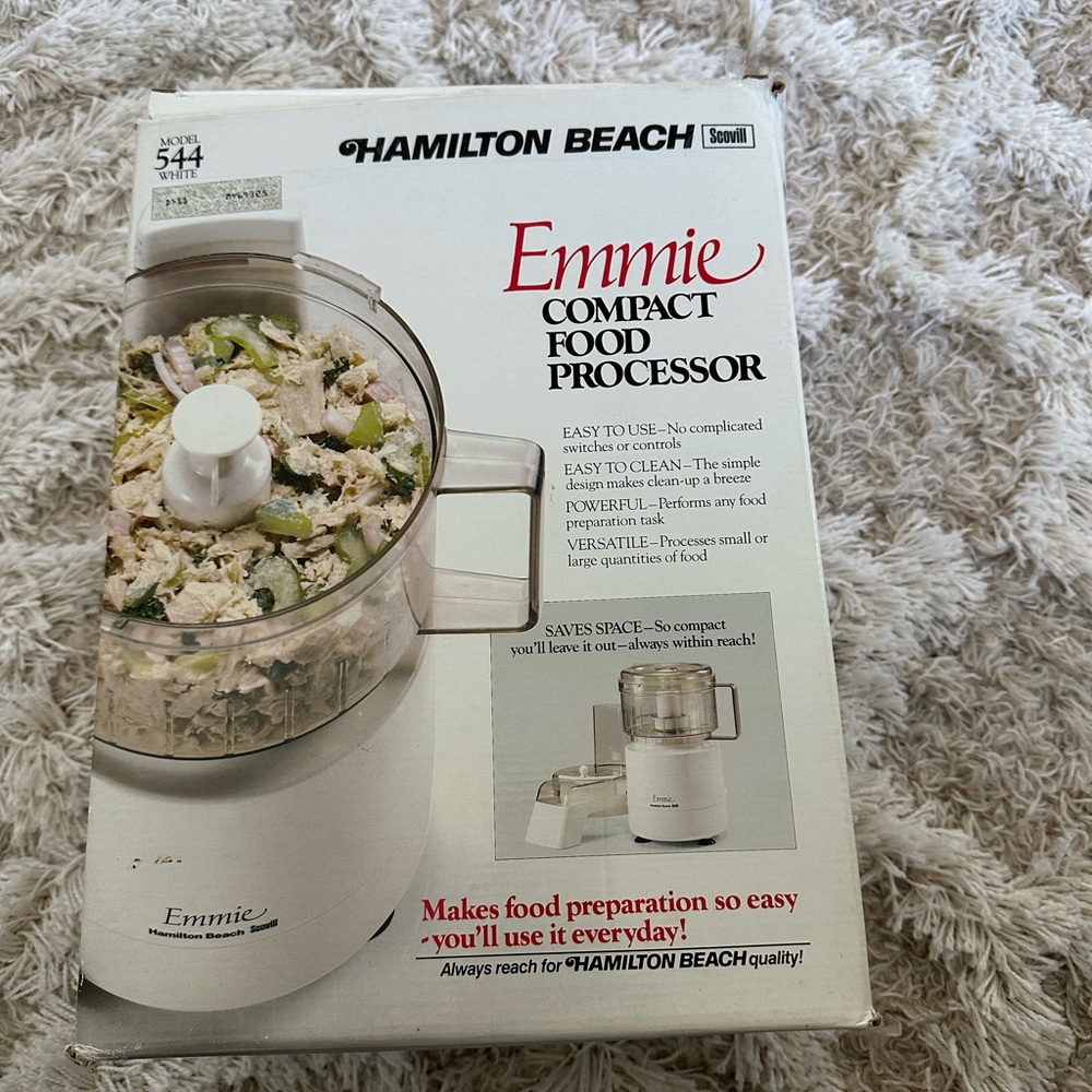Hamilton Beach White Compact Food Processor